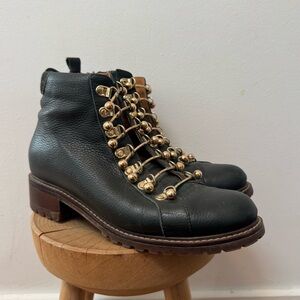 MI/MAI Paris dark forest green leather boots with gold toggled size 39
